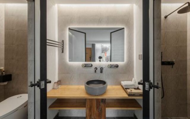 Tengchong Nansu · Timeli Lakeside Yard