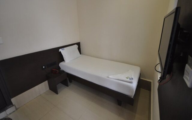 Vijey Hotels - Trichy Central