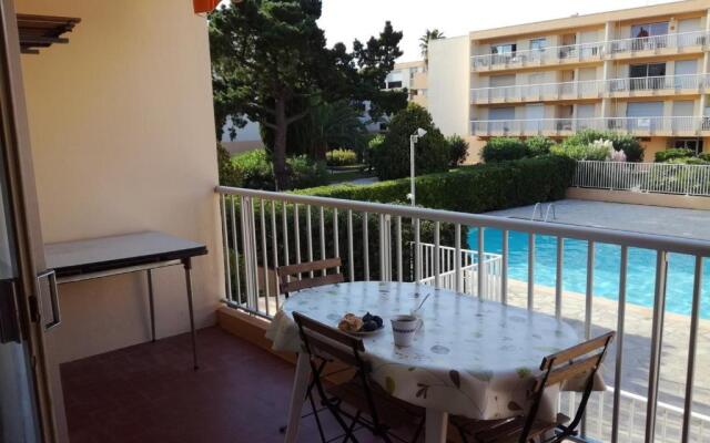 Appartement Le Lavandou, 2 pièces, 4 personnes - FR-1-308-120