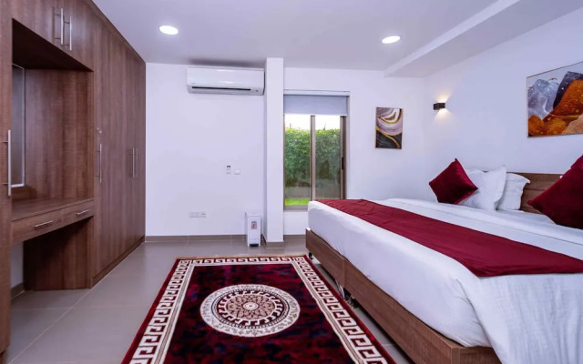 Crest Apartments & Suites