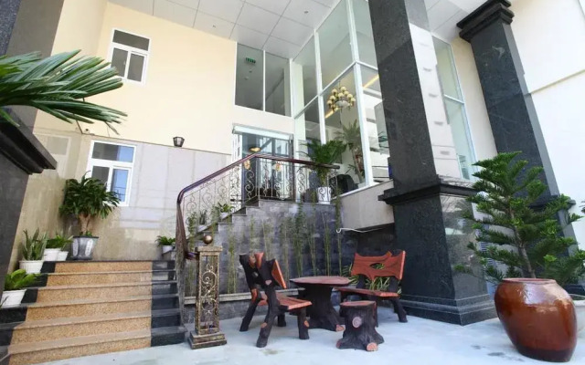 Platinum Beach Hotel & Apartment