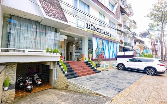 TTR Vincent Hotel