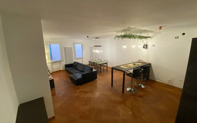 Appartamento In Posizione Prestigiosa