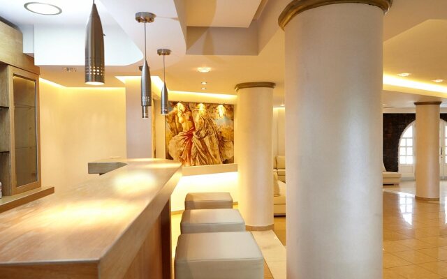 Smy Santorini Suites & Villas