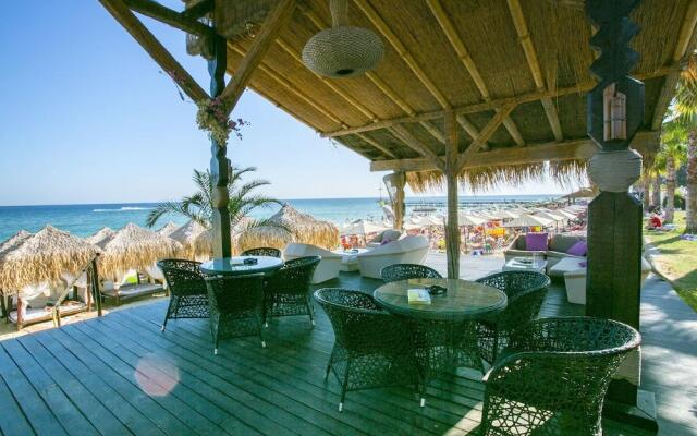 Villas Elenite Premium