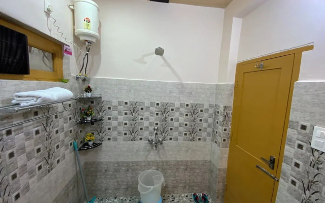 Rock Mountain Homestay