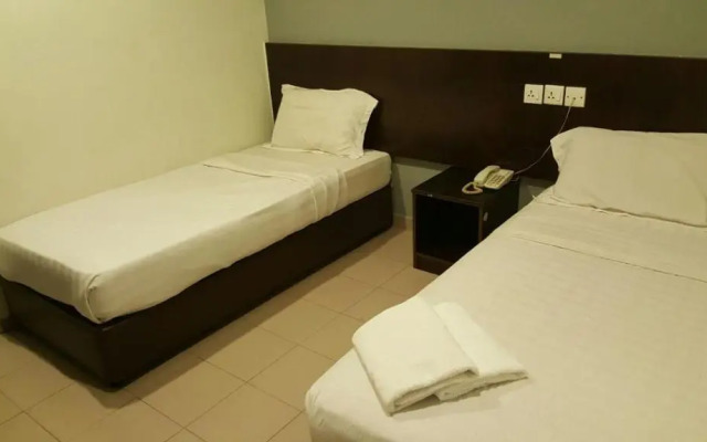 Tiong Nam Hotel