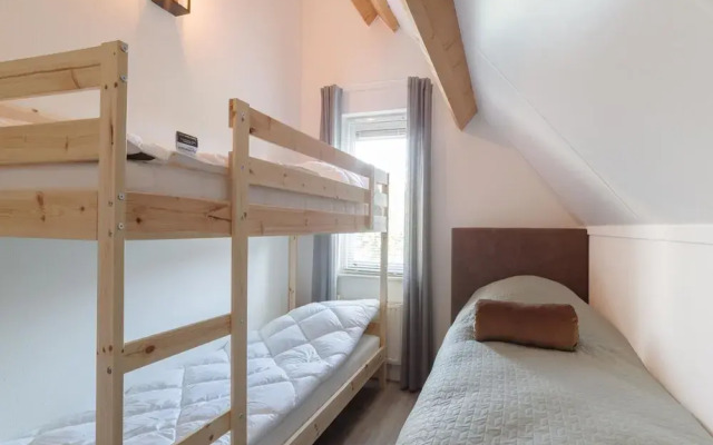 Holiday Home in Quiet Park With Garden