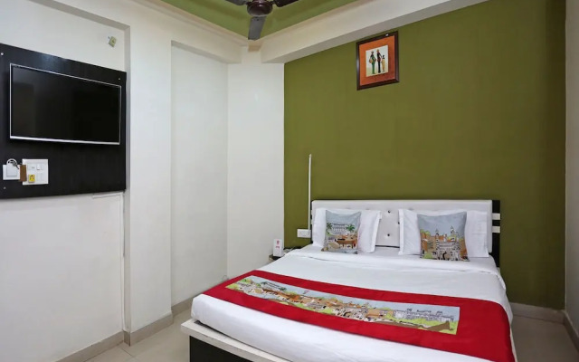 OYO 7773 Hotel Simran Palace