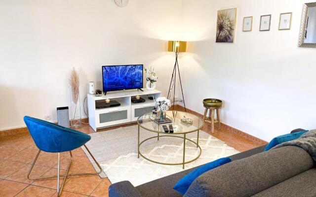 Luxueux Appartement Evry Centre - Parking - RER à 10 min