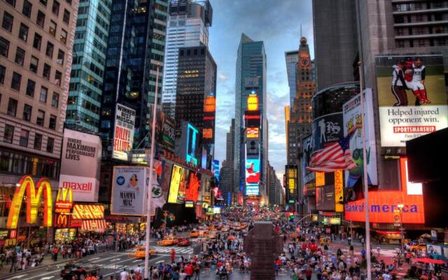 LUMA Hotel Times Square
