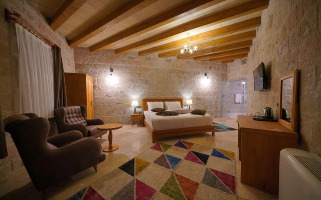 Cappadocia Secret Hill Cave Suites