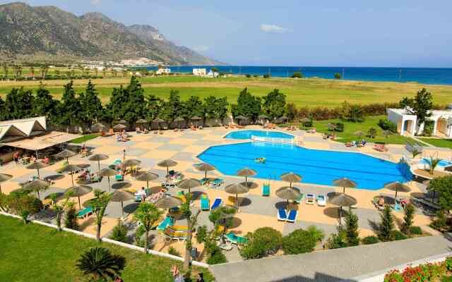 Sovereign Beach Hotel - All Inclusive