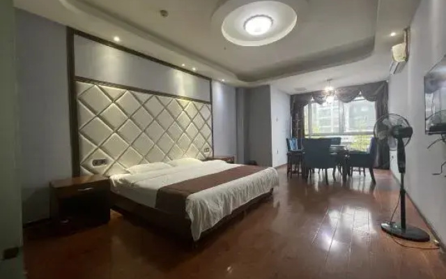Yingshan Huayi Hotel