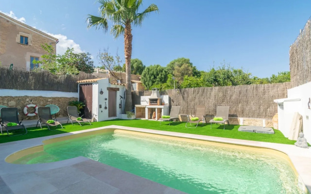 Es Closet in Selva With 3 Bedrooms and 2 Bathrooms