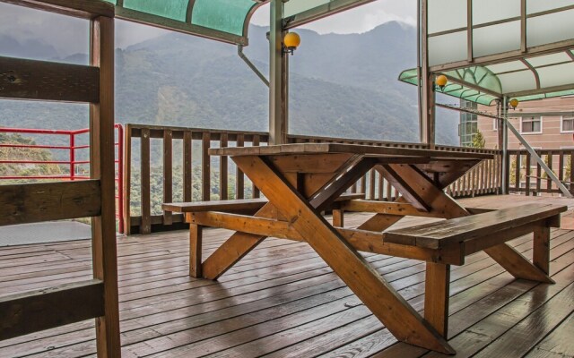 Tong Pu Hotel