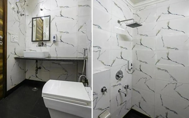 Fabhotel White House Bnb