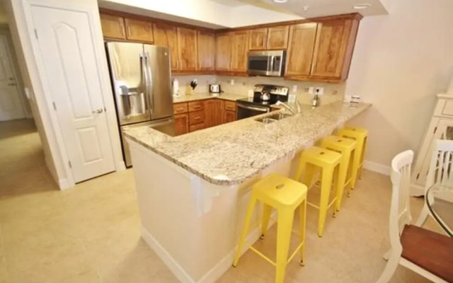 Oceanwalk 18-602 Apartment 3