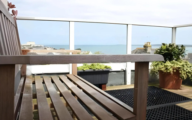 Trelinda Hotel