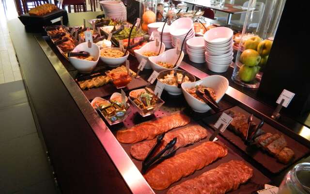 Campanile Epernay Dizy