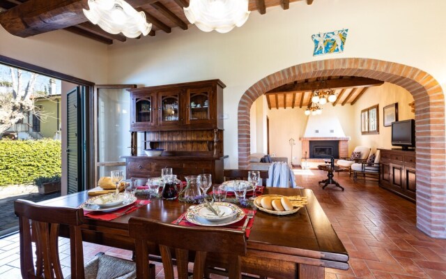 Captivating 1-bed Villa With Pool in Tuscany