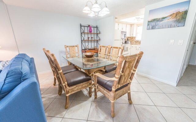 Cocoa Beach Club by Happy Palm Stays