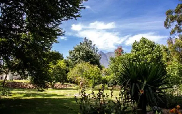 Cornfields River Bed And Breakfast