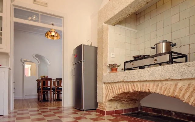 Lisbon Calling Rooms & Studio