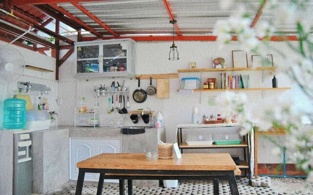 We Chiang Mai Guesthouse 2