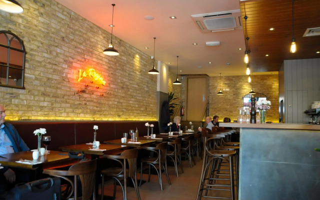 Kings Cross Inn Hotel