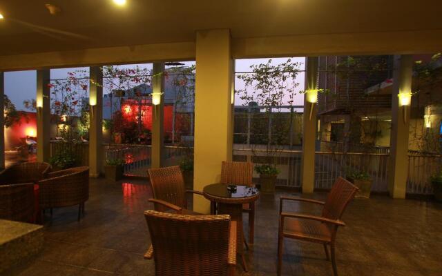 Sparks Life Jakarta, ARTOTEL Curated