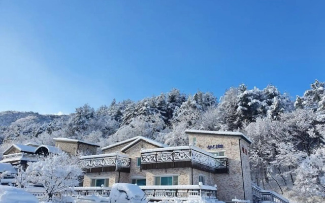 Sokcho Bonita Pension