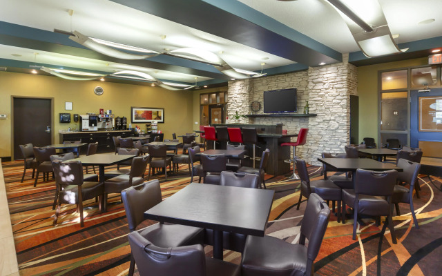 Best Western Plus Sherwood Park Inn & Suites