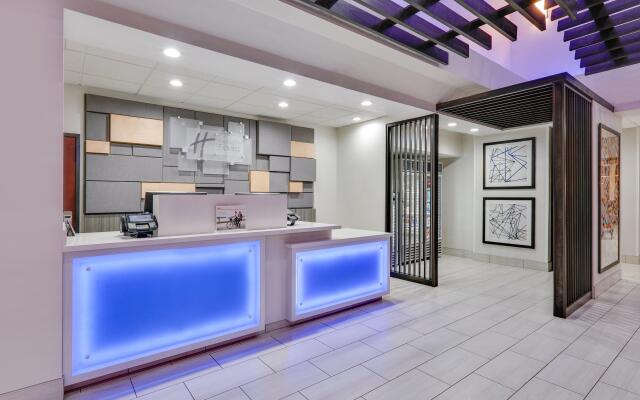 Holiday Inn Express Hotel & Suites Seaside-Convention Center by IHG