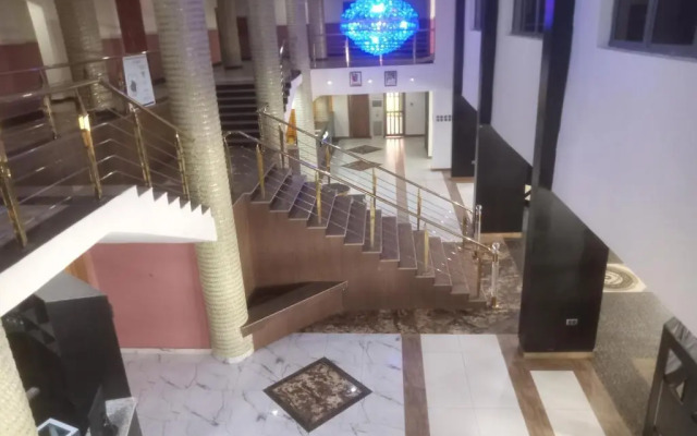 Golden Tulip Essentials Owerri