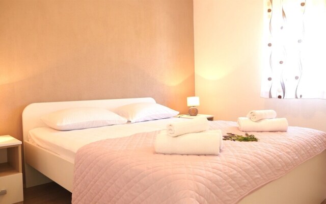 Apartments Feri