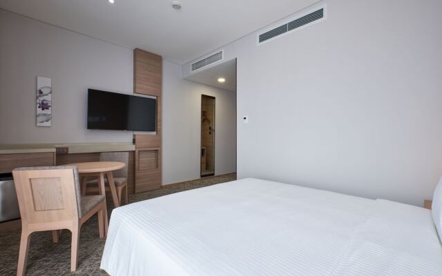 Sotetsu Grand Fresa Saigon