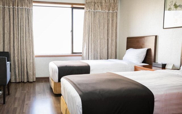 Prince Hotel
