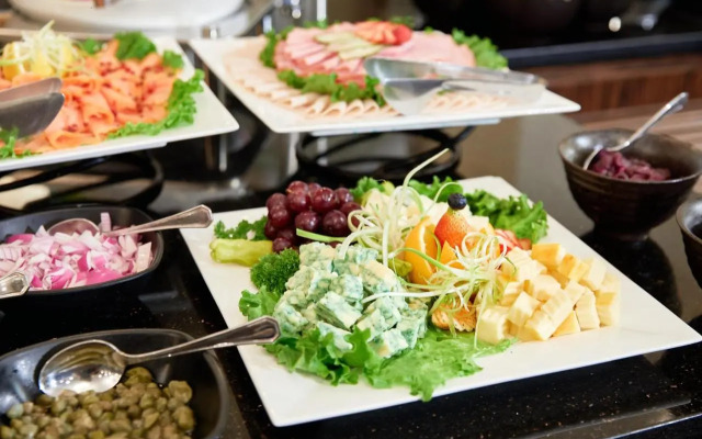 Dusit Beach Resort Guam