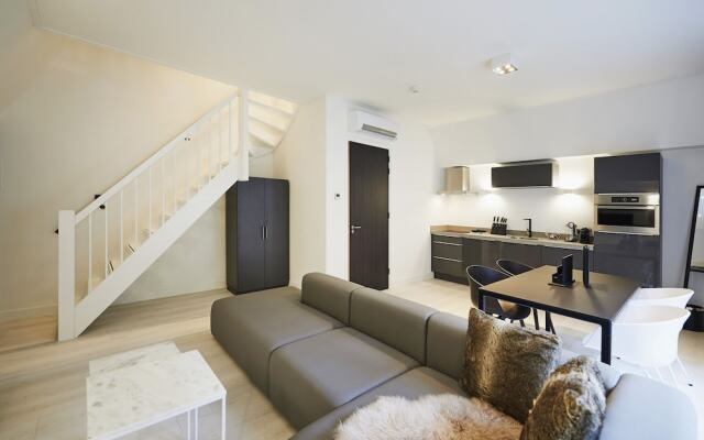 "DE BANK" - Hotel Apartments