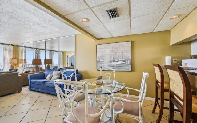 Edgewater by Book That Condo