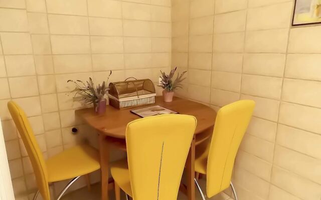 Athens Stylish Apartment