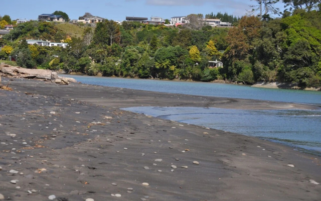 Urenui Beach Camp
