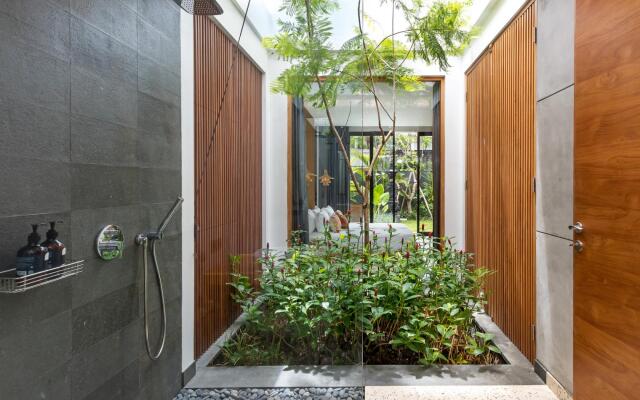 Villa Castil di Udara by Villa Finder