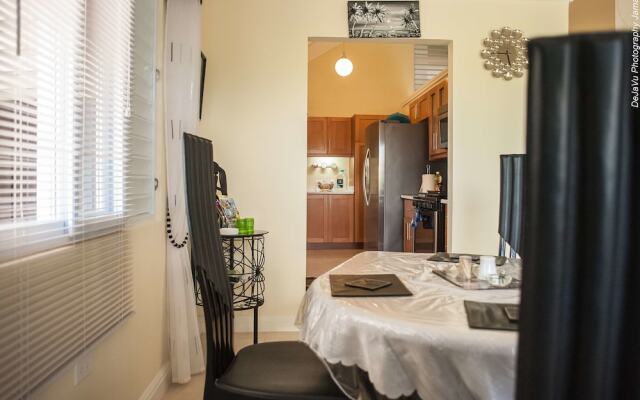 Summer Shades at Richmond Estate