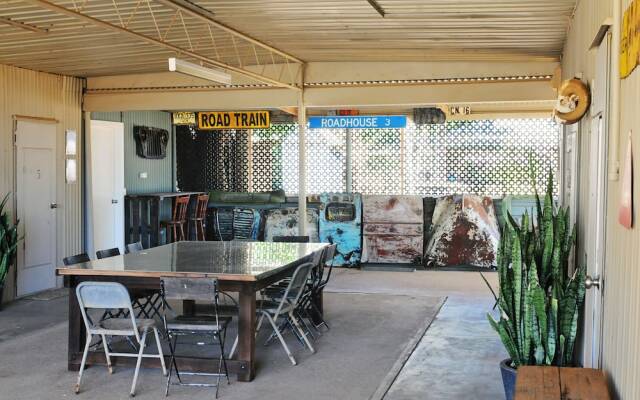 Wooramel Riverside Retreat - Campground