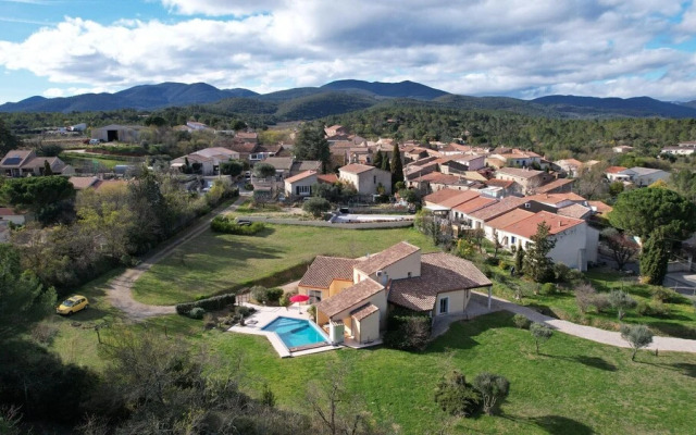 Villa in France With Private Pool & Garden