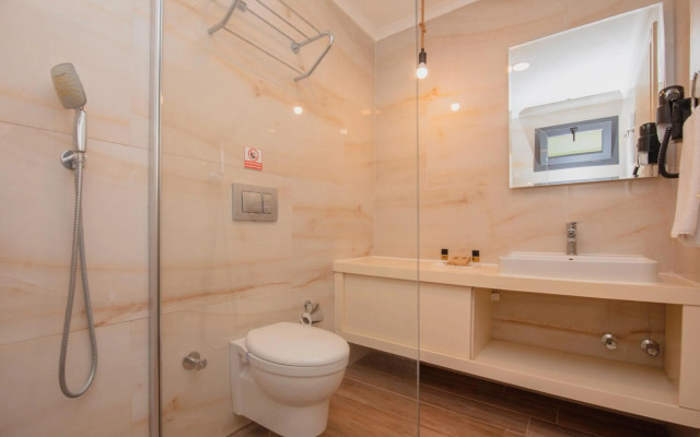 Z Exclusive Hotel And Villas