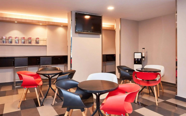 ibis budget Singapore Ruby