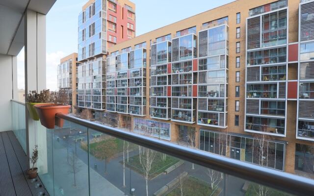 Modern 1 Bedroom Flat in Dalston